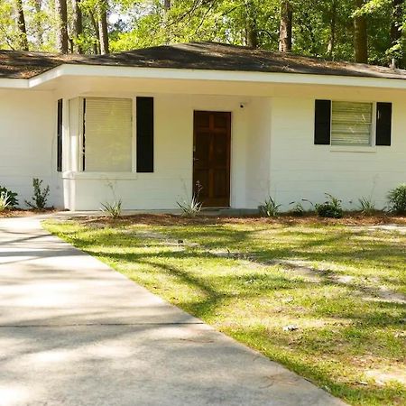 Comfortable Cottage On The Blue Mile - Close To Gsu! Statesboro Extérieur photo